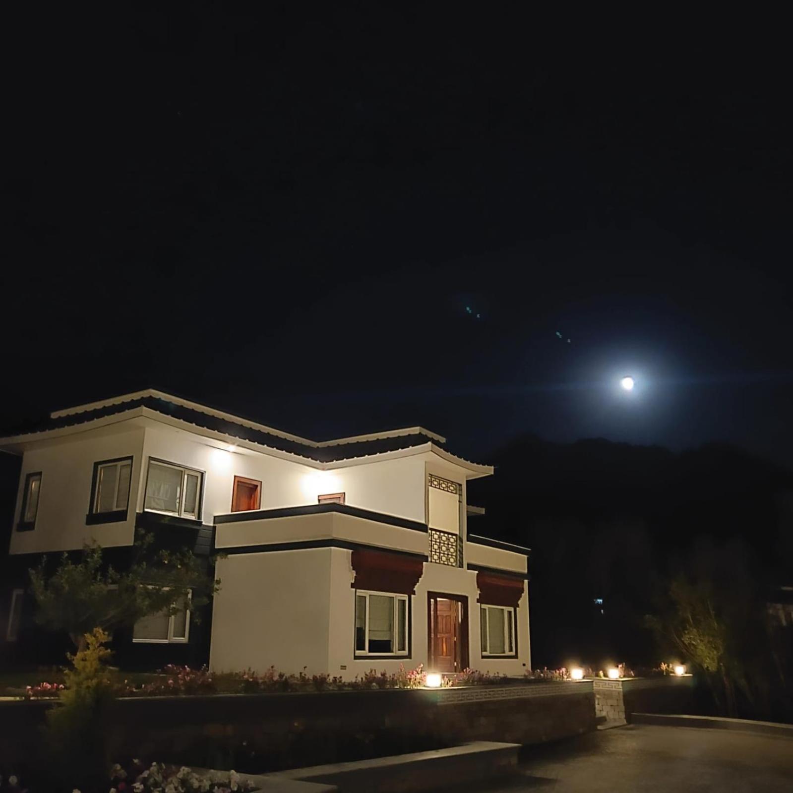 Angkasa Ladakh Resort Лех Экстерьер фото
